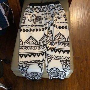 Sweat pants / elephant pants